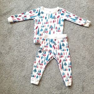 Tea Collection baby 6-9 mo Christmas pajamas